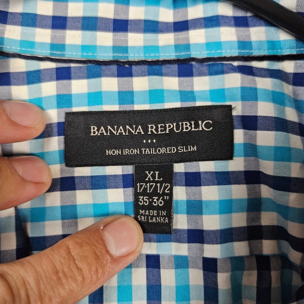 Banana Republic Non Iron Tailored Slim Fit Button Down Shirt XL Blue Plaid‎